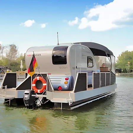 Hausboot بوتيل Verchen