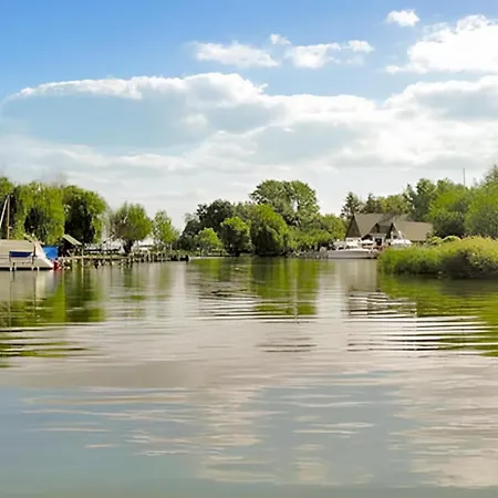 بوتيل Hausboot *